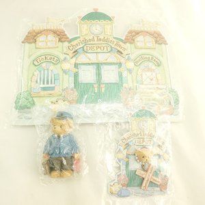 Enesco Cherished Teddies Club Town Depot Lloyd Figurine Membership Kit